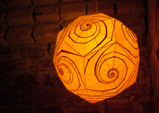 Trikonta lamp design by KanguLUM